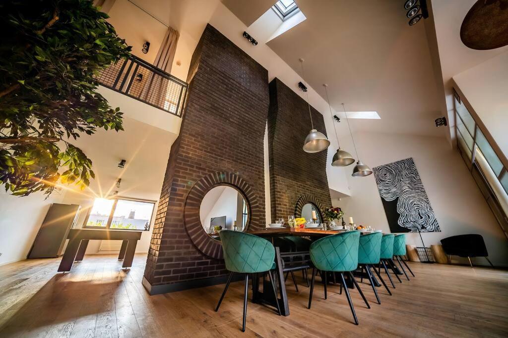 Apartment 5br+2bath Old Town Industrial Penthouse, A/c Prag