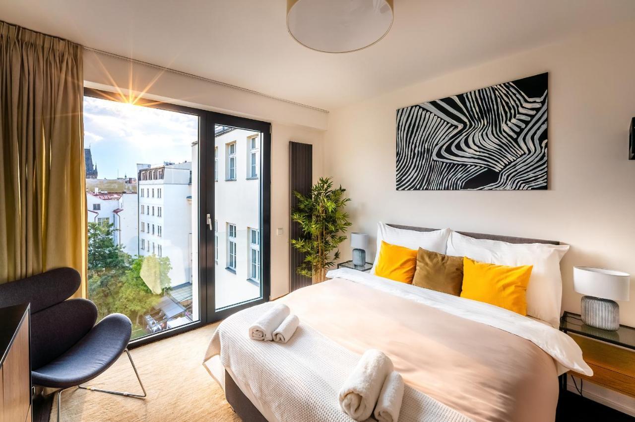 5br+2bath Old Town Industrial Penthouse, A/c Apartment Prag